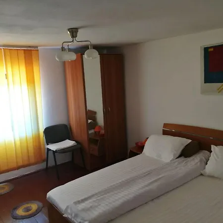 La Haiduc Guest house Crainici